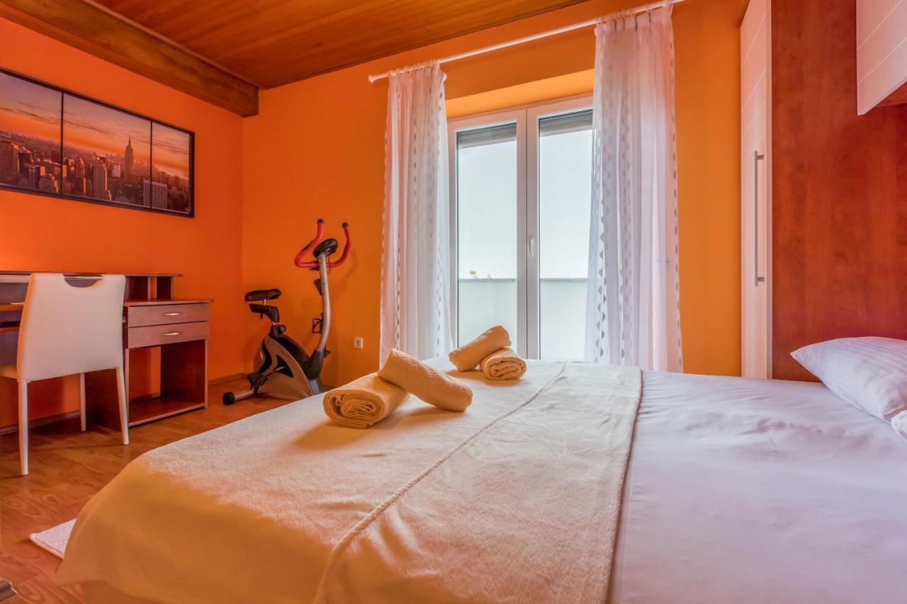 Apartments Dolloree Dramalj Luaran gambar