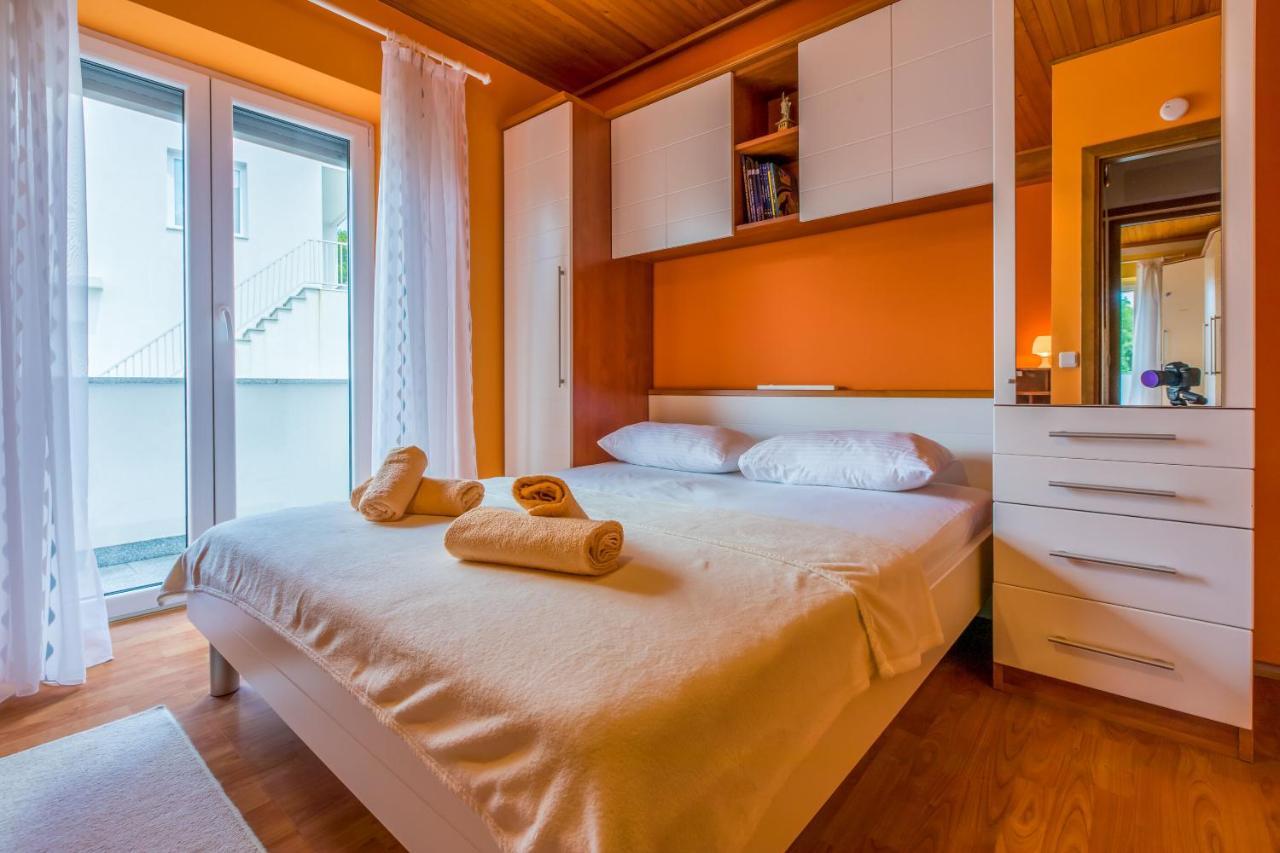 Apartments Dolloree Dramalj Luaran gambar