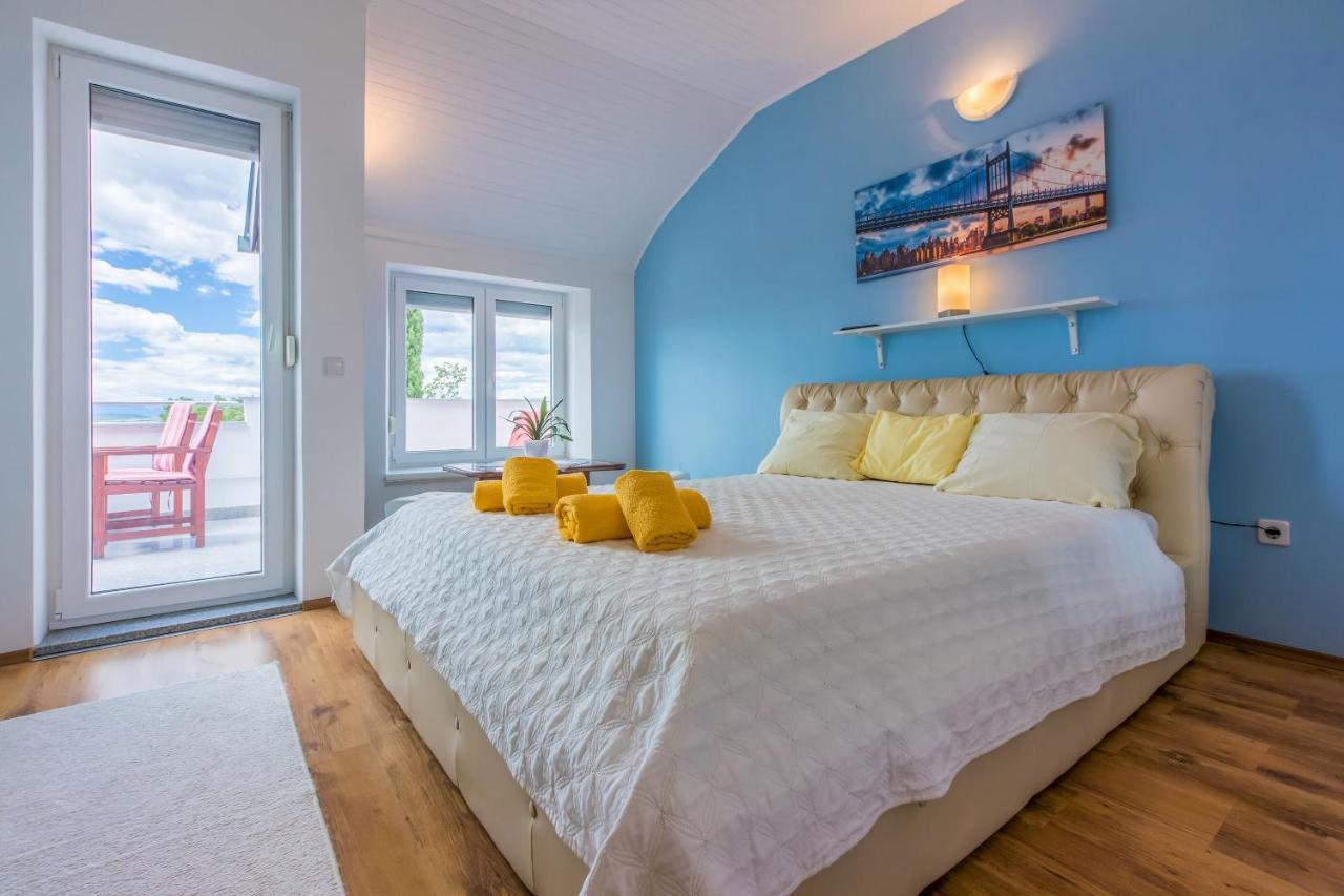 Apartments Dolloree Dramalj Luaran gambar